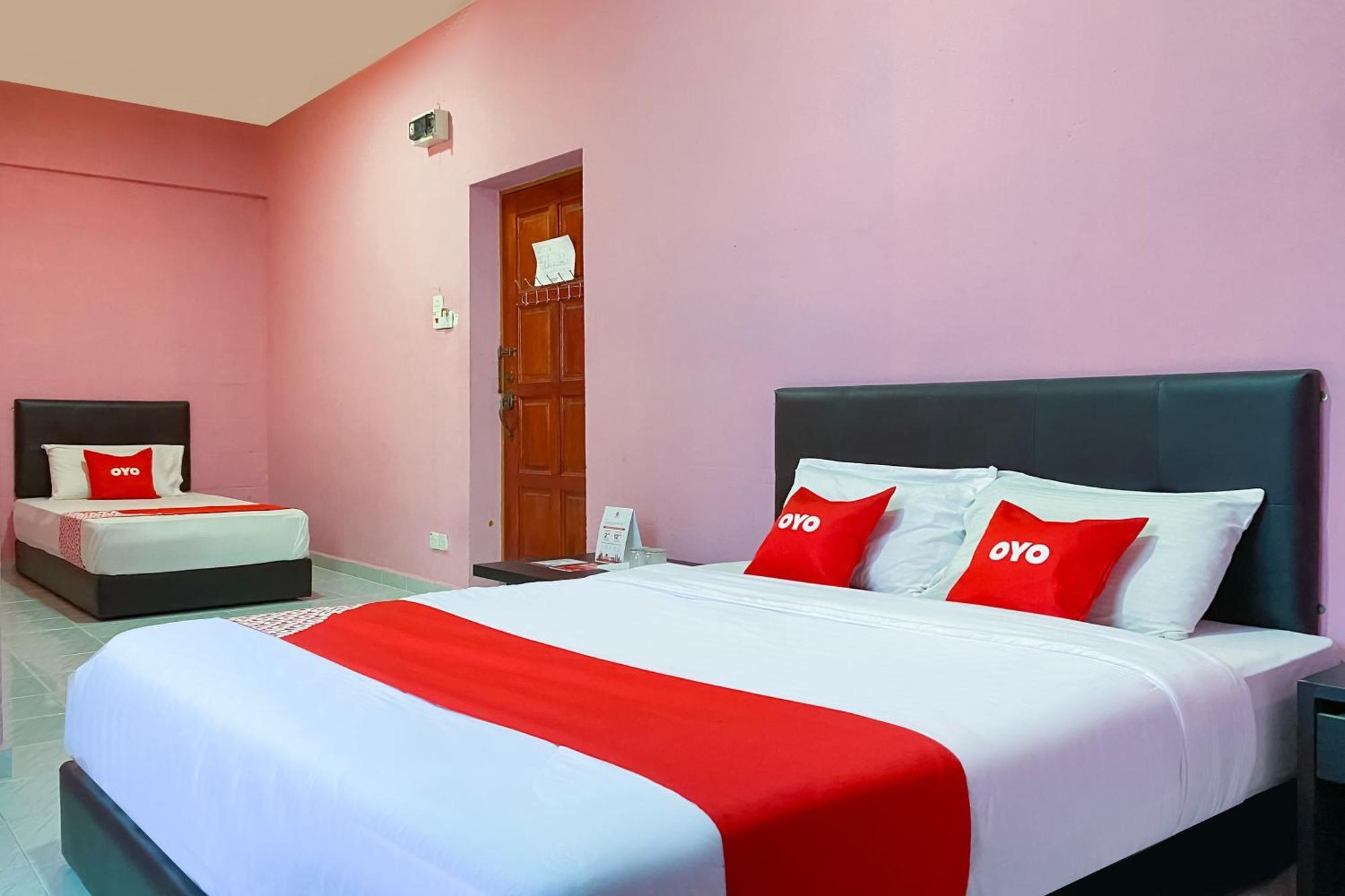 Coop Hotel Kangar Ngoại thất bức ảnh