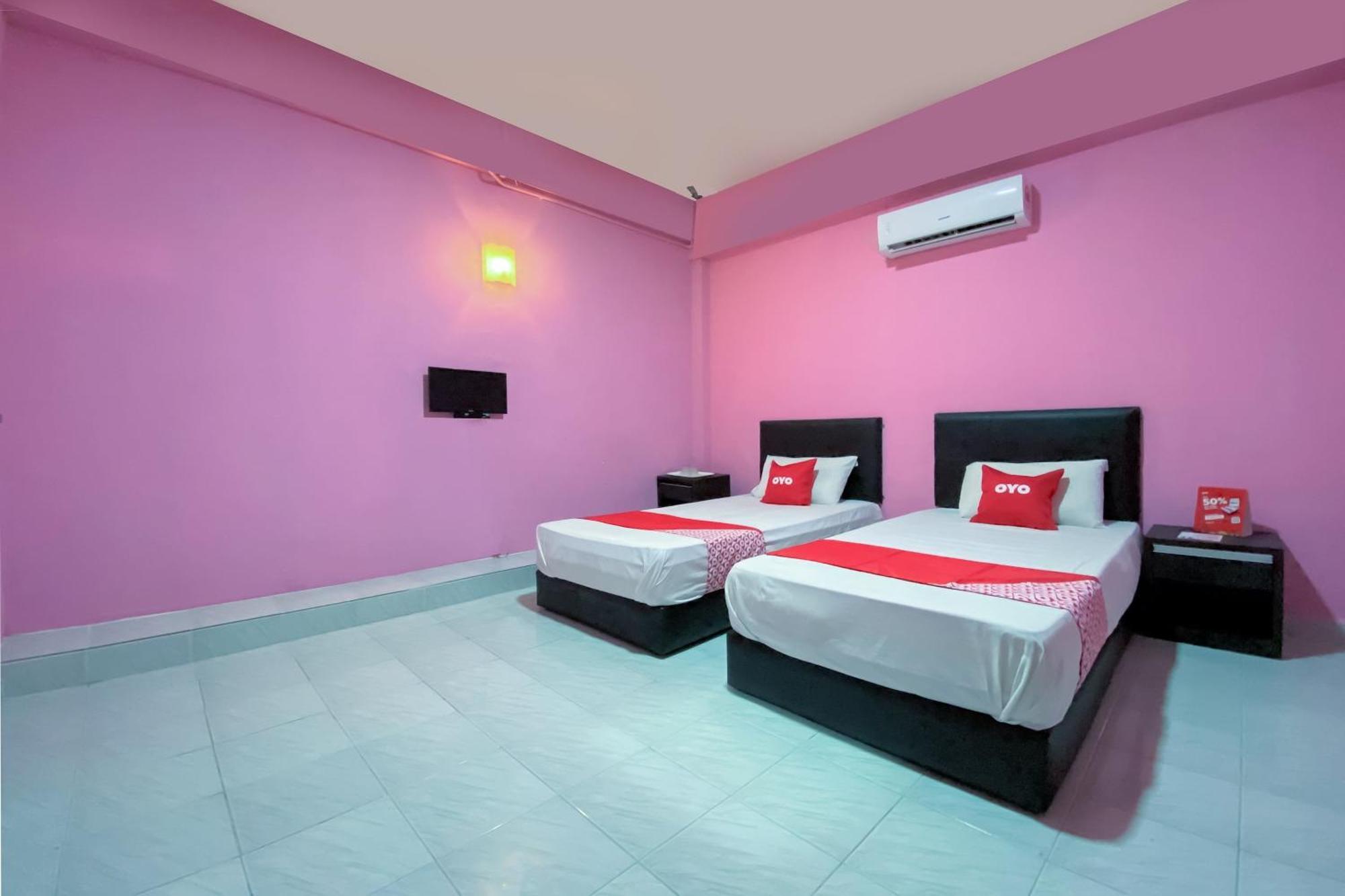 Coop Hotel Kangar Ngoại thất bức ảnh