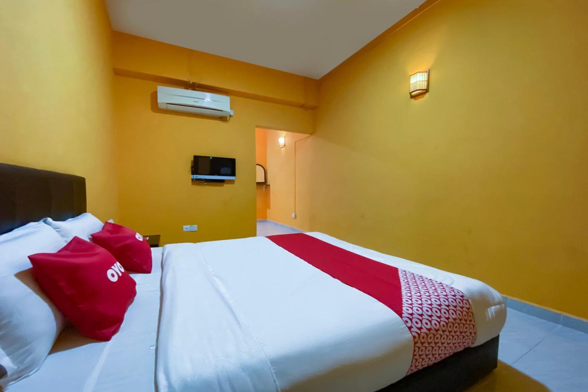 Coop Hotel Kangar Ngoại thất bức ảnh