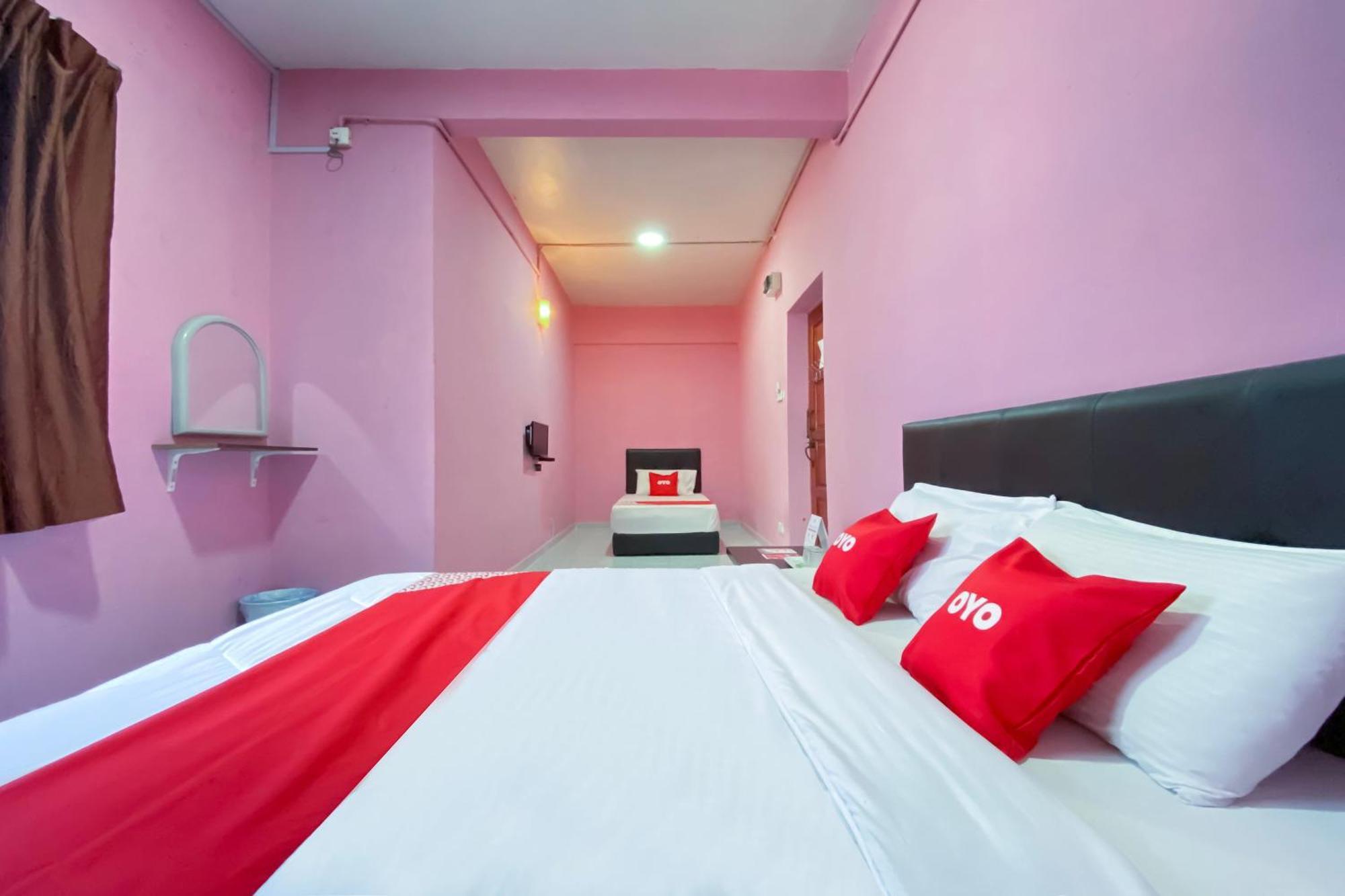 Coop Hotel Kangar Ngoại thất bức ảnh