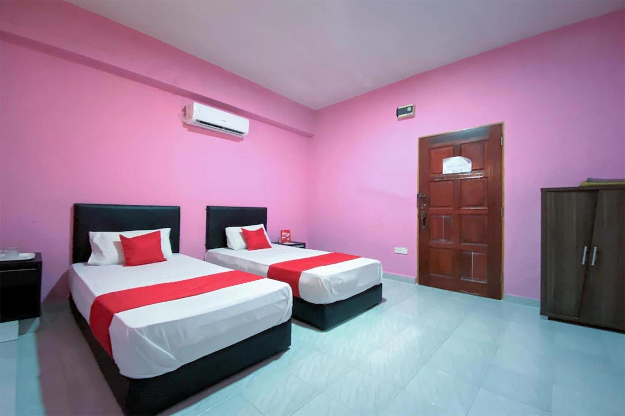 Coop Hotel Kangar Ngoại thất bức ảnh