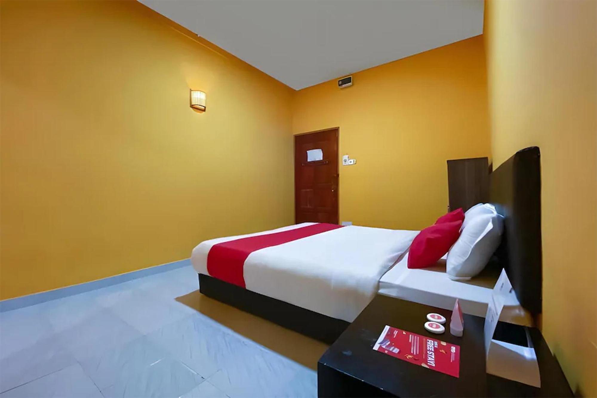 Coop Hotel Kangar Ngoại thất bức ảnh