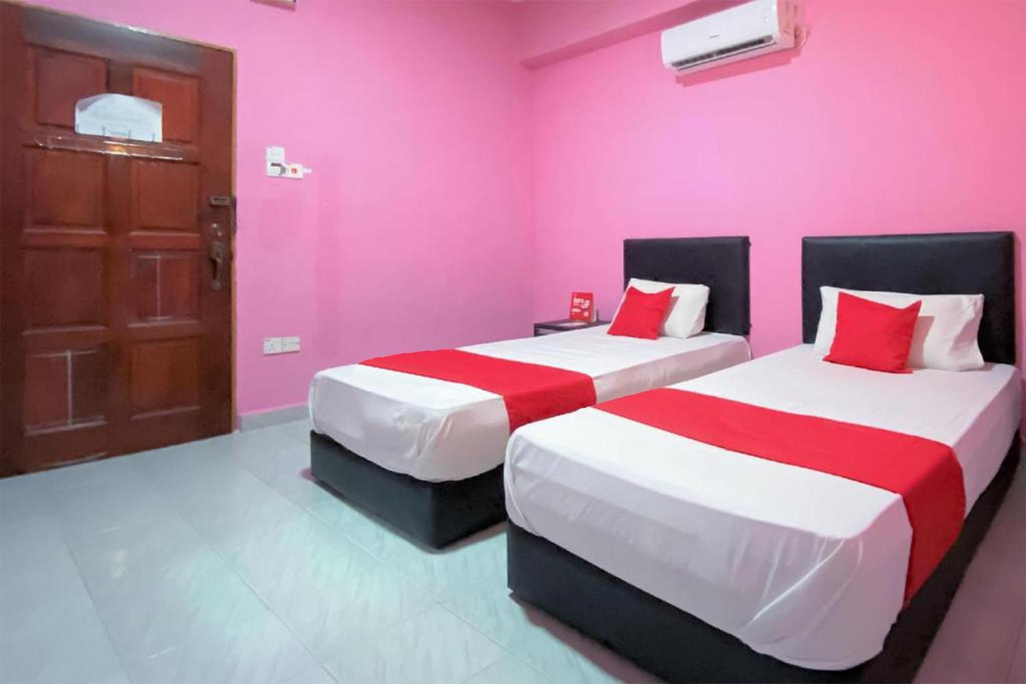 Coop Hotel Kangar Ngoại thất bức ảnh
