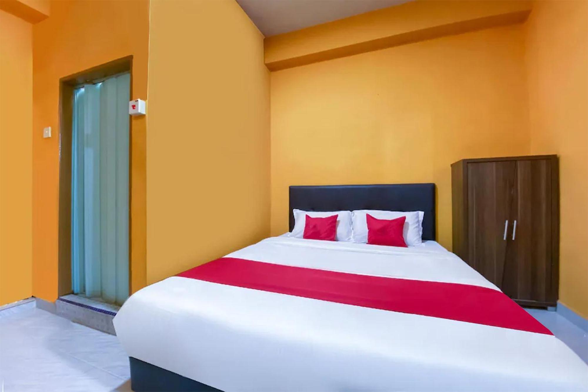 Coop Hotel Kangar Ngoại thất bức ảnh